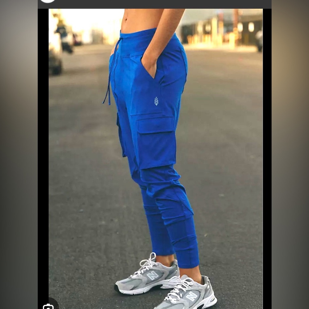 Free People Movement Cobalt blue joggers sweat pants high waist cargo pockets S